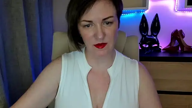 Snapshot of feliziaDesire chatting on February 2026 11:22:01 AM feliziaDesire online show from February 2026 11:22:01 AM