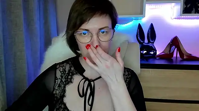 Snapshot of feliziaDesire chatting on February 2026 02:25:02 PM feliziaDesire online show from February 2026 02:25:02 PM