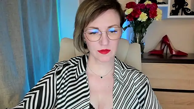 feliziaDesire online show from April 2026 01:00:02 PM