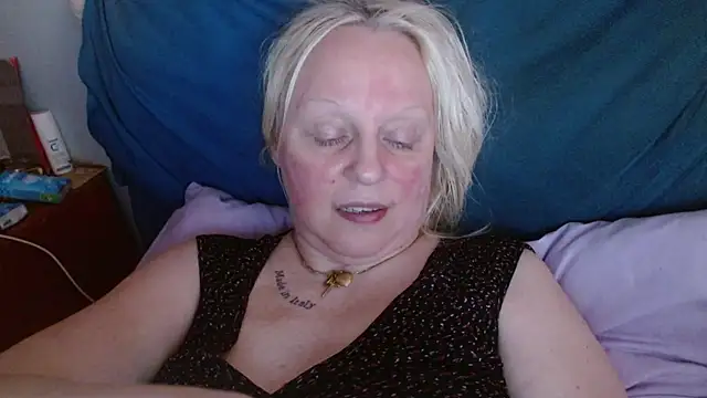 martachatte online show from May 2026 07:46:02 AM