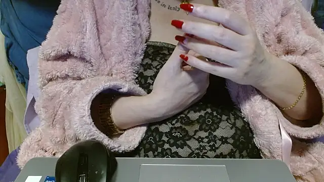 martachatte online show from May 2026 07:31:01 PM