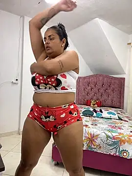 Rossestoner online show from December 2025 07:33:02 PM