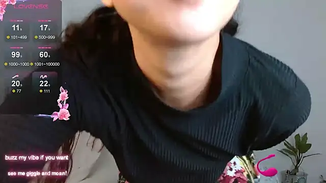 Nayade online show from September 2025 11:59:02 PM