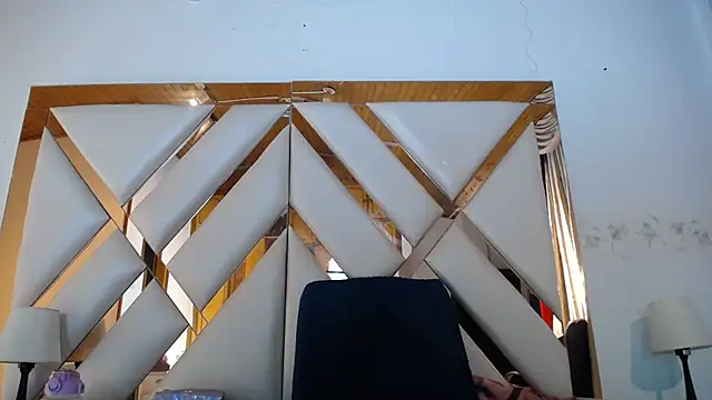 nathaly low1 online show from March 2026 12:45:01 PM