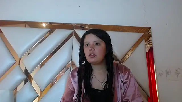 nathaly low1 online show from May 2026 01:17:02 PM