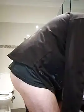 stiffandlubedxh online show from February 2025 09:26:02 PM