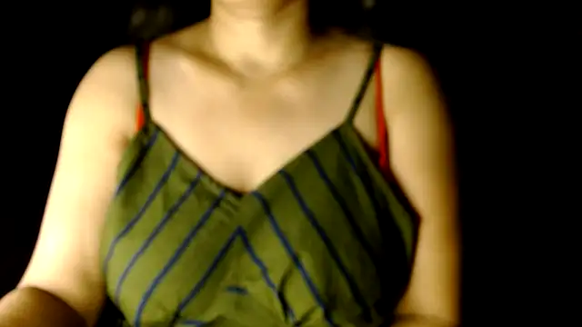 Snapshot of janifer001 chatting on April 2026 01:53:02 AM janifer001 online show from April 2026 01:53:02 AM