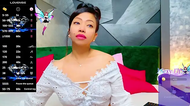 Snapshot of ElyaQuinn chatting on March 2025 10:49:02 AM ElyaQuinn online show from March 2025 10:49:02 AM