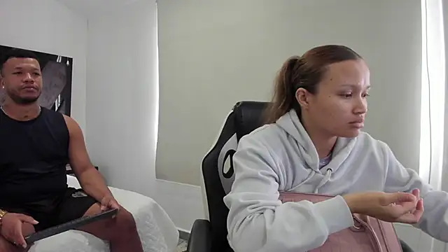 AnnieAndStefan online show from February 2026 01:52:02 PM