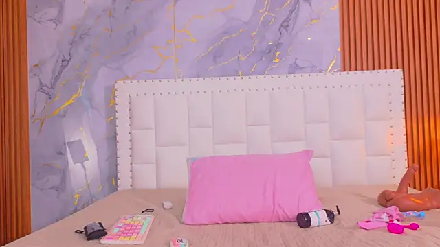 naughty ebonyy online show from December 2025 07:29:02 PM