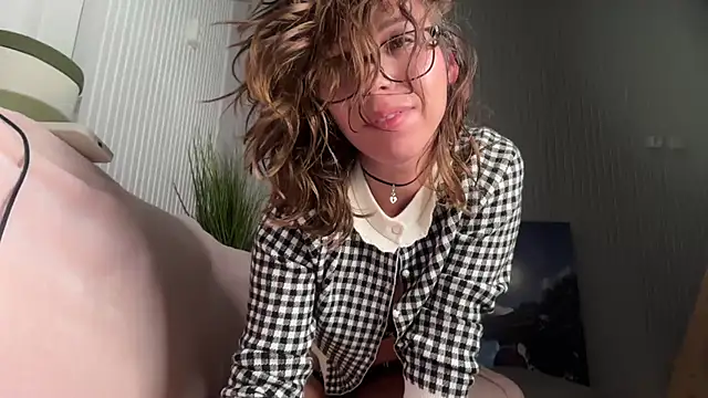 21sweetSunny online show from November 2025 08:11:02 PM