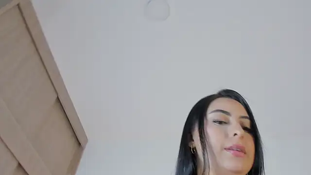 Kattycollinss1 online show from October 2025 01:58:02 AM