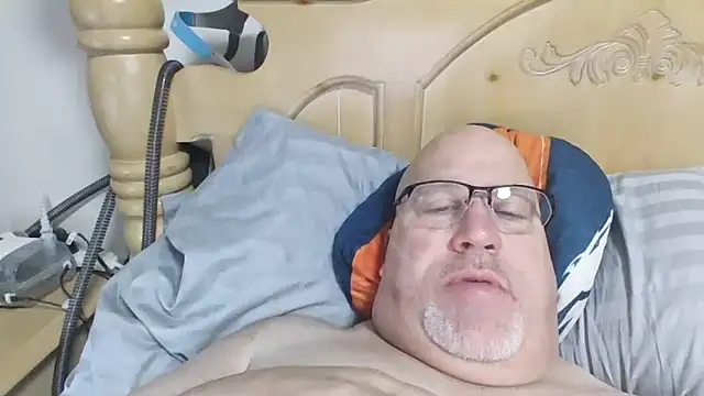 Bigbear0563 online show from February 2026 05:14:01 PM