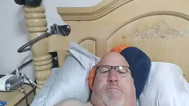 Snapshot of Bigbear0563 chatting on March 2026 04:14:02 PM Bigbear0563 online show from March 2026 04:14:02 PM