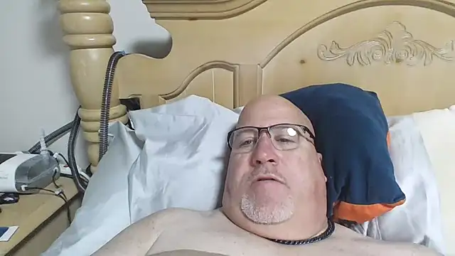 Snapshot of Bigbear0563 chatting on March 2026 03:18:02 PM Bigbear0563 online show from March 2026 03:18:02 PM