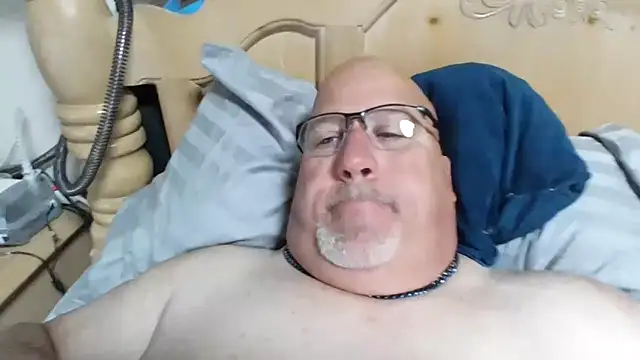 Snapshot of Bigbear0563 chatting on April 2026 04:01:01 PM Bigbear0563 online show from April 2026 04:01:01 PM