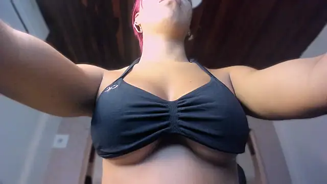 Emmily Savage online show from May 2026 11:50:02 AM