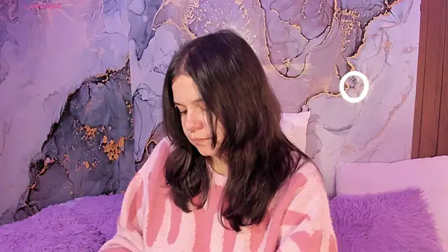 Snapshot of Mey_moon chatting on February 2026 03:54:01 AM Mey moon online show from February 2026 03:54:01 AM