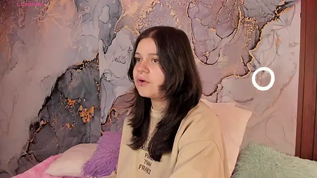 Snapshot of Mey_moon chatting on February 2026 03:59:01 AM Mey moon online show from February 2026 03:59:01 AM