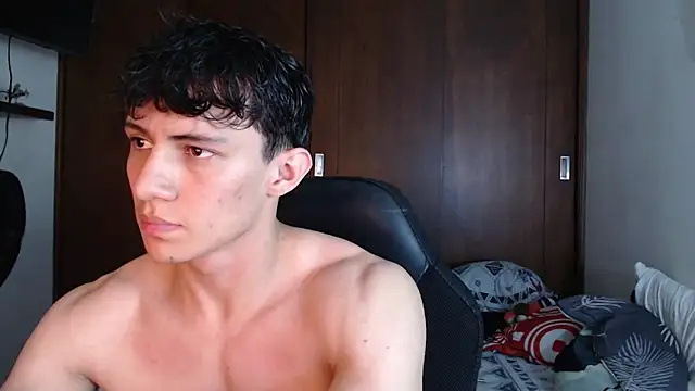 aresholland online show from March 2025 02:05:02 AM