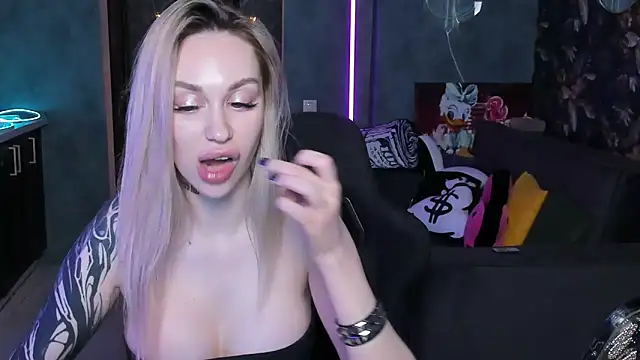 Blckmirrorr online show from March 2026 10:46:01 PM