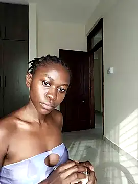 queen heather online show from January 2025 05:43:02 AM