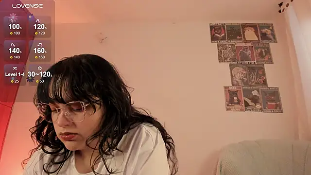 Snapshot of lylah_brosst chatting on March 2025 09:58:02 PM lylah brosst online show from March 2025 09:58:02 PM