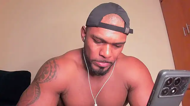 Tyler Waka01 online show from July 2026 06:04:01 PM