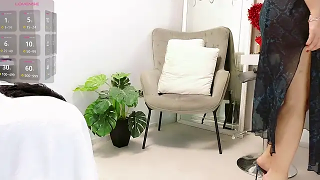 Snapshot of missmiamore chatting on January 2025 07:34:01 PM missmiamore online show from January 2025 07:34:01 PM