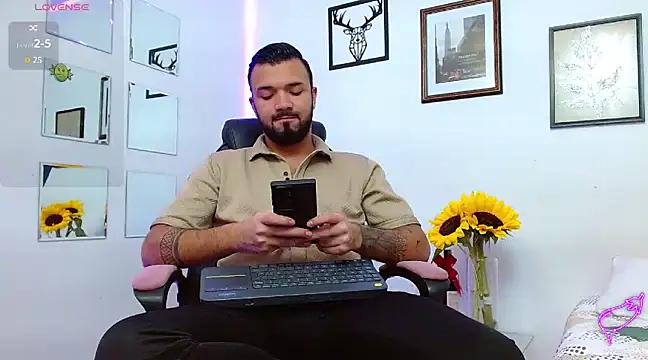 mathew vidal1 online show from February 2025 06:39:02 AM