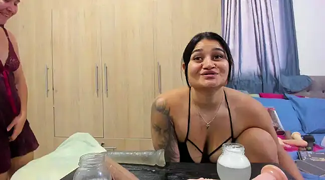 Snapshot of andreita_trujillos chatting on February 2025 09:25:01 PM andreita trujillos online show from February 2025 09:25:01 PM