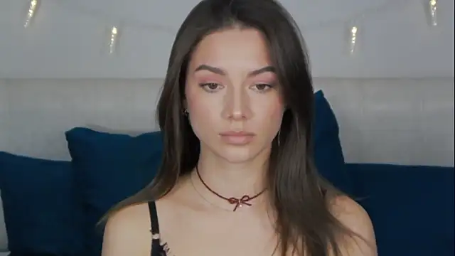 Snapshot of sinthiaroze chatting on December 2024 05:11:02 PM sinthiaroze online show from December 2024 05:11:02 PM