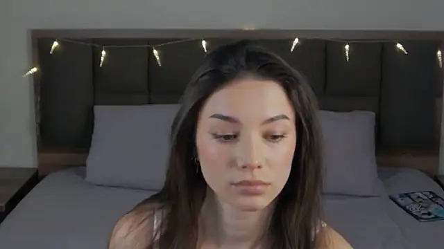 Snapshot of sinthiaroze chatting on March 2025 02:02:02 PM sinthiaroze online show from March 2025 02:02:02 PM