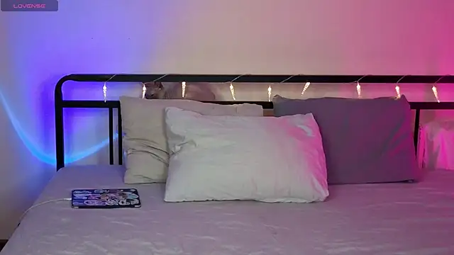 Snapshot of sinthiaroze chatting on October 2025 07:32:01 PM sinthiaroze online show from October 2025 07:32:01 PM