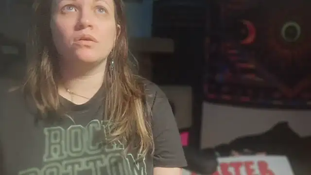 Snapshot of spunlikecottoncandy chatting on April 2026 07:48:01 PM spunlikecottoncandy online show from April 2026 07:48:01 PM