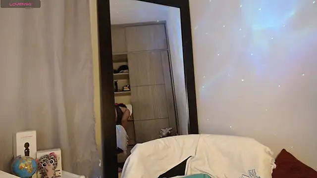 cristal sexybody online show from February 2025 03:12:02 AM