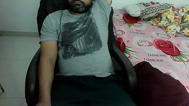 rentarob online show from February 2025 06:40:02 PM