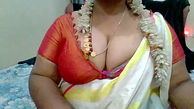 Snapshot of archanatelugu9 chatting on January 2025 04:45:01 PM archanatelugu9 online show from January 2025 04:45:01 PM