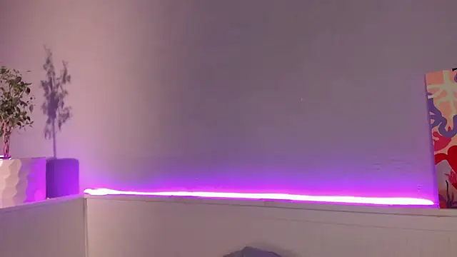 Snapshot of lina_stones chatting on December 2024 02:48:02 PM lina stones online show from December 2024 02:48:02 PM