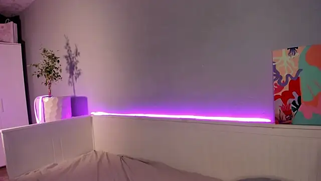 Snapshot of lina_stones chatting on January 2025 08:24:01 AM lina stones online show from January 2025 08:24:01 AM