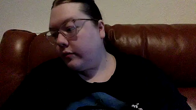 Snapshot of Sexycurvyemilyy chatting on January 2026 12:42:01 PM Sexycurvyemilyy online show from January 2026 12:42:01 PM