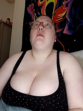 Sexycurvyemilyy online show from March 2026 09:10:01 PM