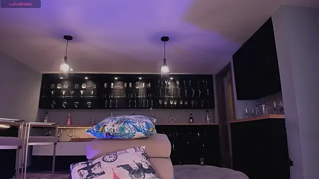 SophiePalmer online show from September 2025 12:28:01 PM