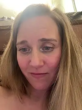 SkyelarSommer online show from March 2025 05:53:02 AM