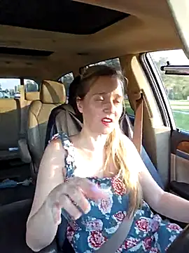 SkyelarSommer online show from March 2025 10:32:01 PM