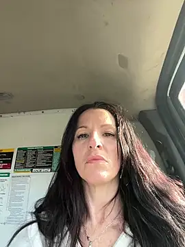 Snapshot of DominiqueX0 chatting on November 2025 07:25:01 PM DominiqueX0 online show from November 2025 07:25:01 PM