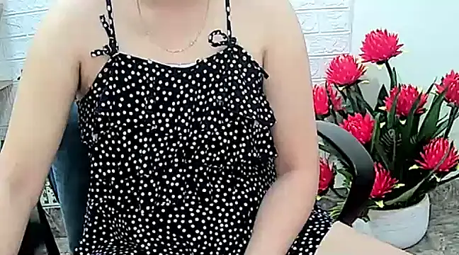 Snapshot of Jasmine798 chatting on March 2025 03:43:02 AM Jasmine798 online show from March 2025 03:43:02 AM