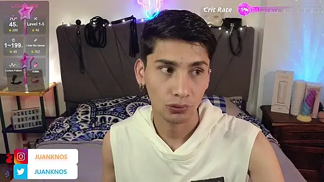 by pandora online show from October 2025 06:38:02 PM