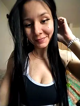 LissaThompsom online show from September 2025 06:33:02 PM