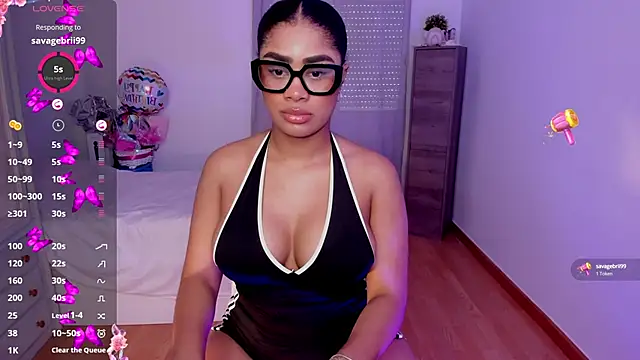 briana walker online show from October 2025 09:51:01 AM